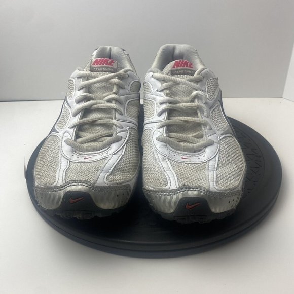 Nike Reax Run 5 Womens Size 9 407987-116 White Metallic Silver Running Shoes - Picture 2 of 8